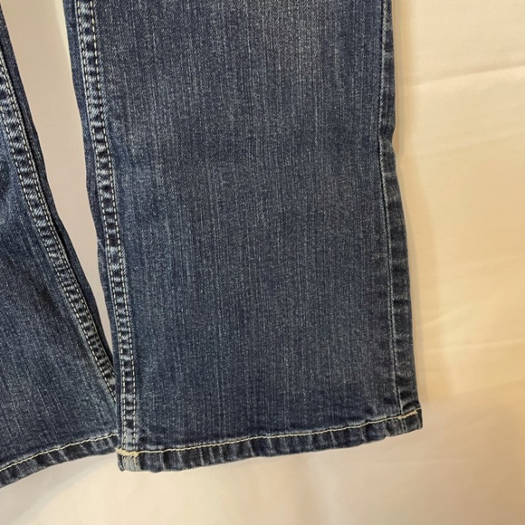 Women's Blue Jeans - Picture 7 of 9